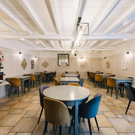 格拉斯奈国际之家酒店 酒店 3*